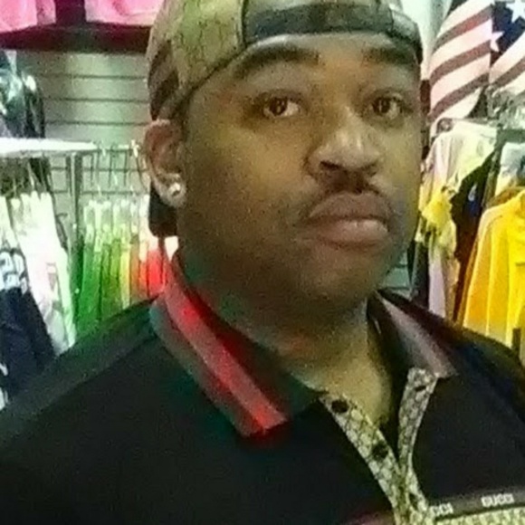 Meet your Posher, Kelvin - Picture 5 of 6